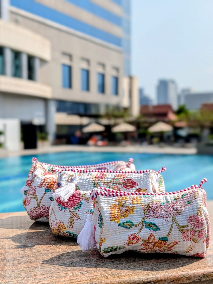 Toilet Bag White 3 Pieces