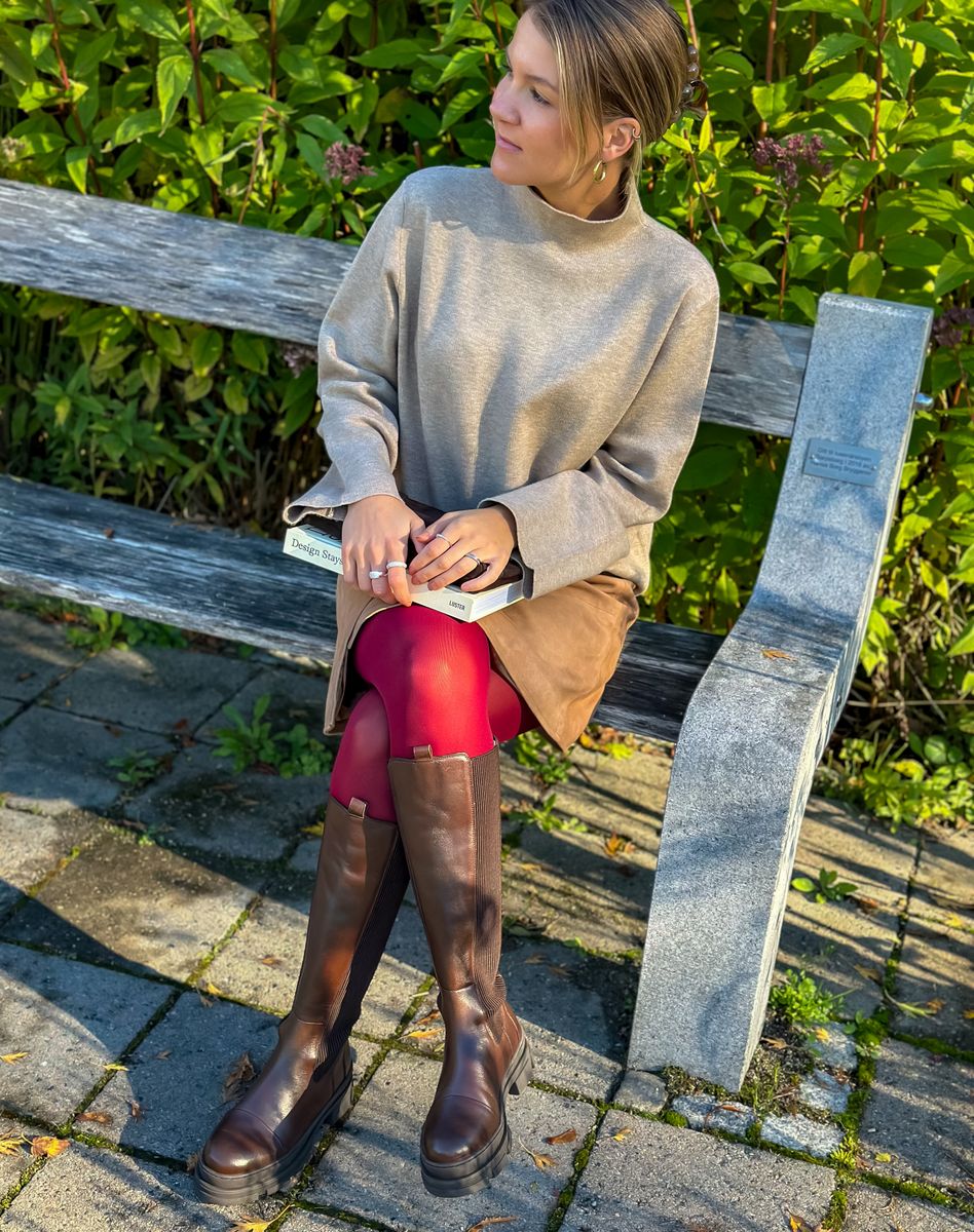 Lupi High Neck Knit Minus