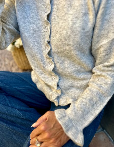 Hovedbilde Noabella Frill Cardigan Karen by Simonsen