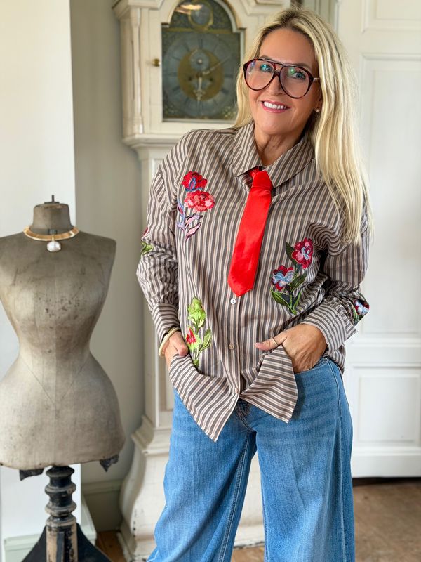 Kacey Embroidery Shirt Nümph